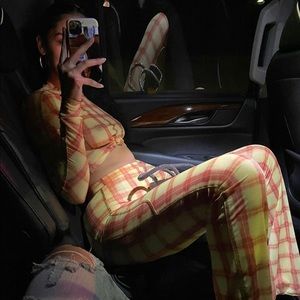 Charlotte Knowles set